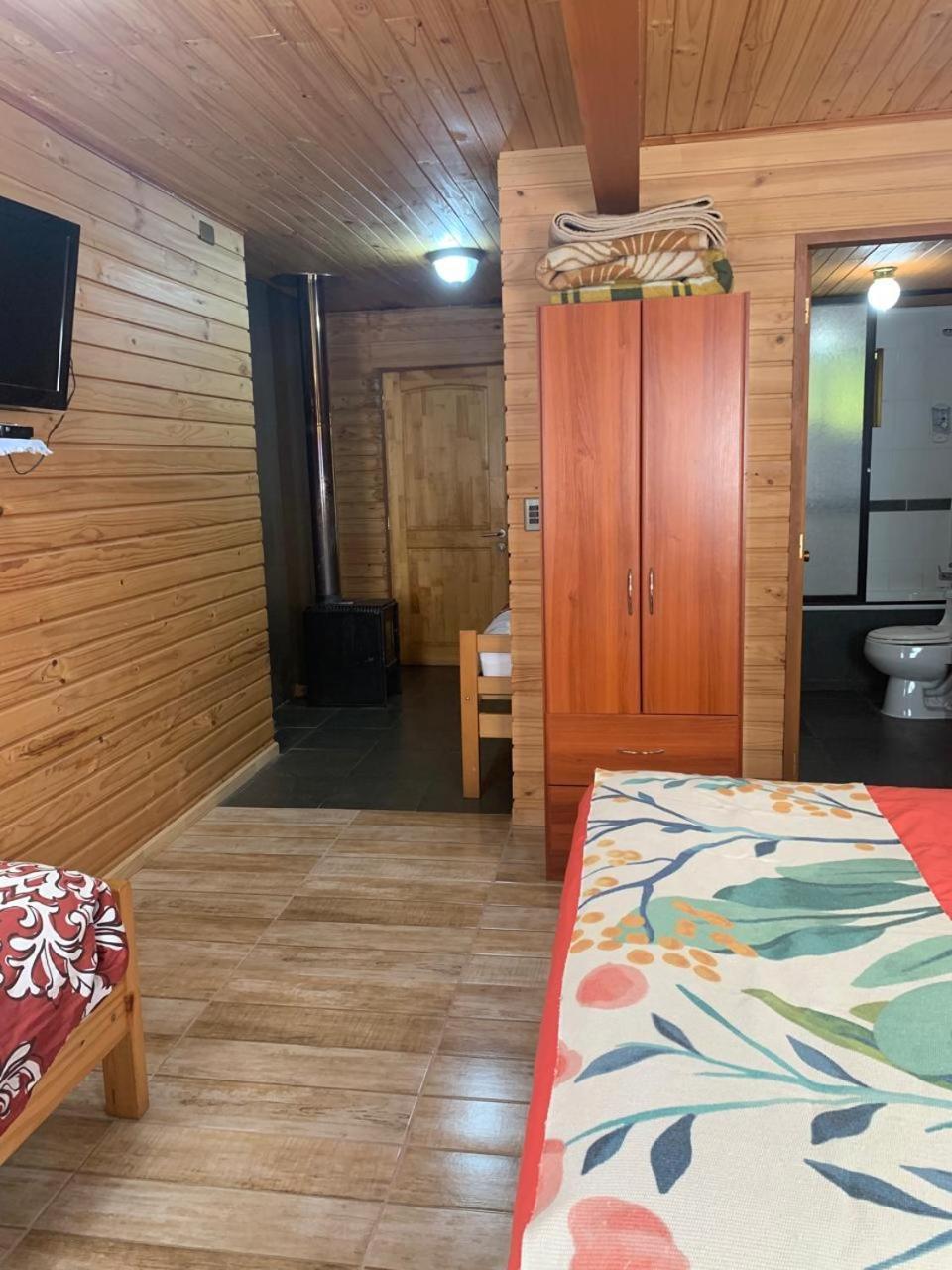 Hostal Tour Пукон Экстерьер фото