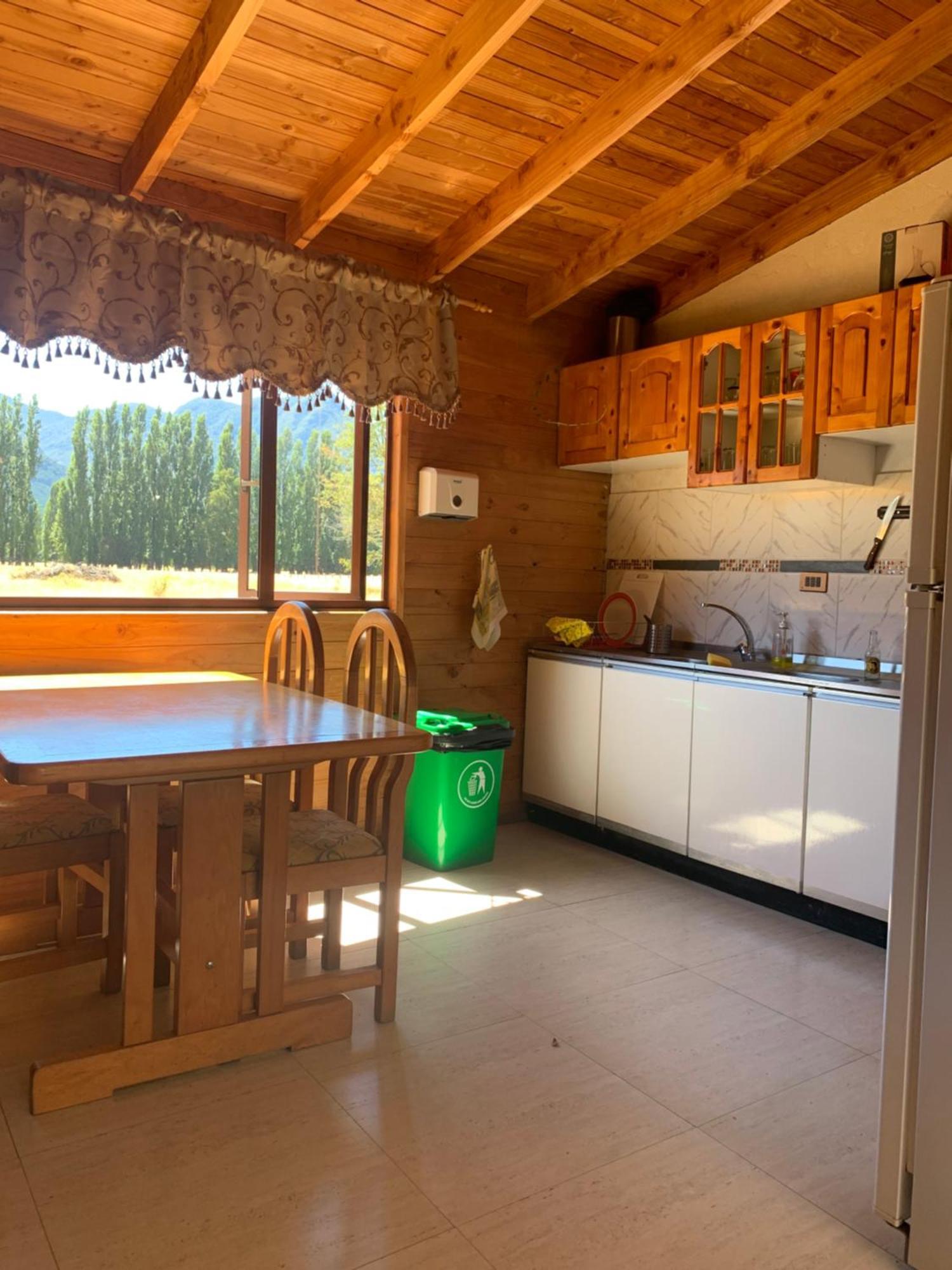 Hostal Tour Пукон Экстерьер фото