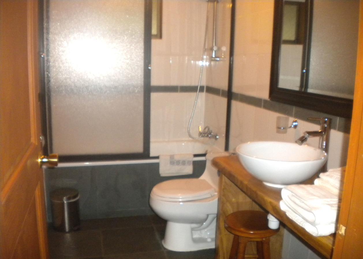 Hostal Tour Пукон Экстерьер фото